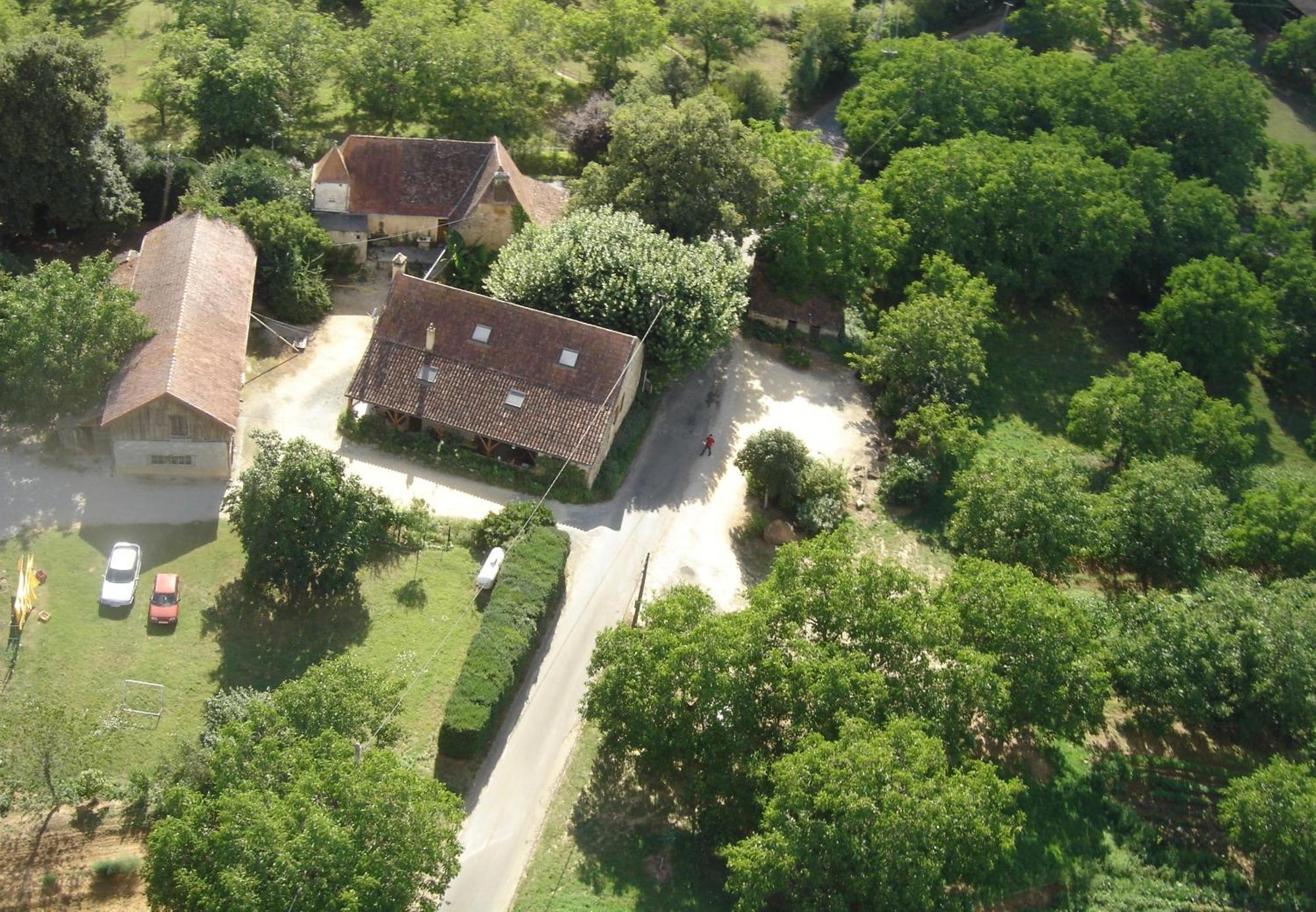 La Ferme De Maraval Bed & Breakfast Cenac-et-Saint-Julien Exterior photo